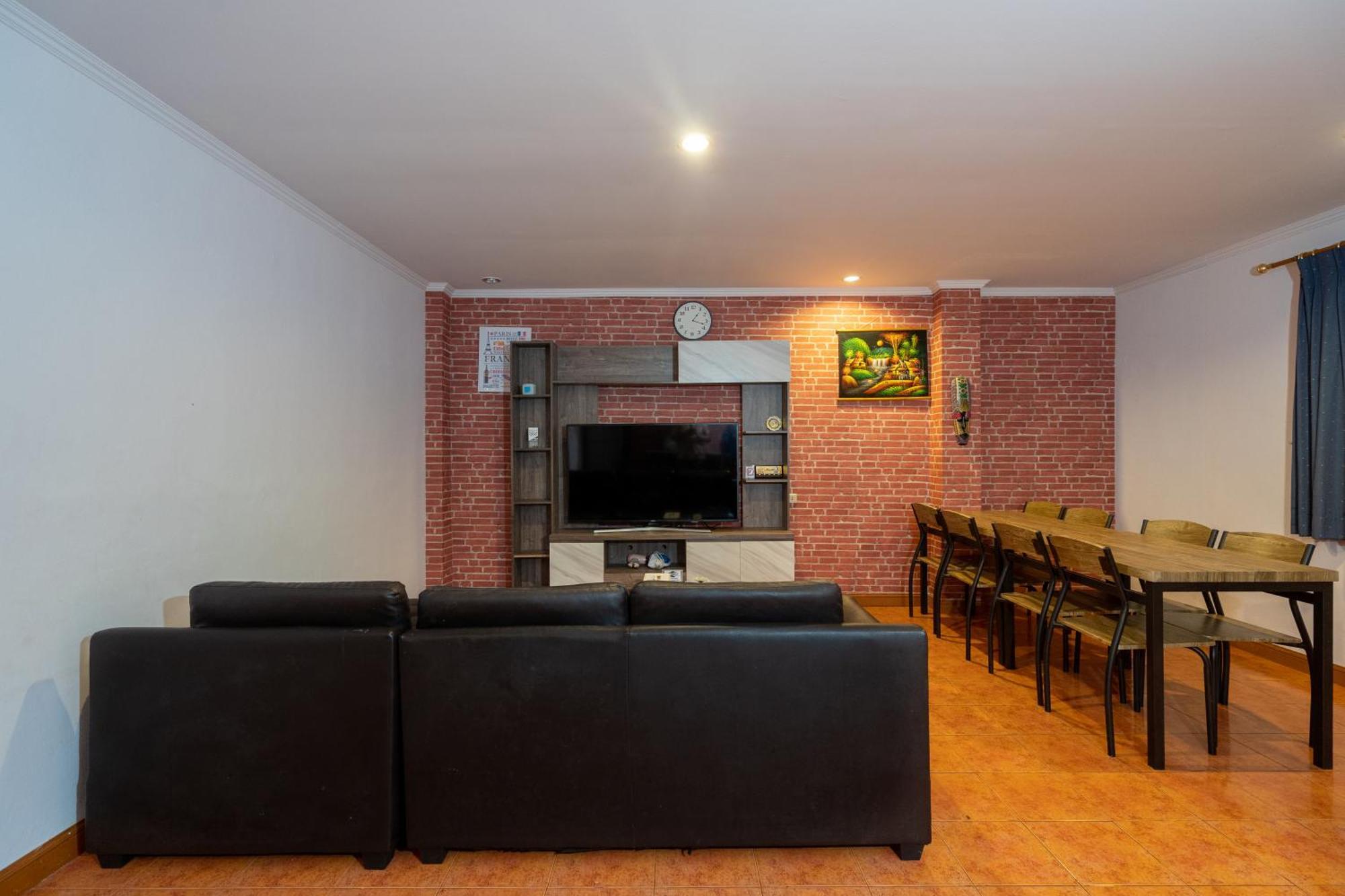 Patong Central Residence & Apartment Cameră foto