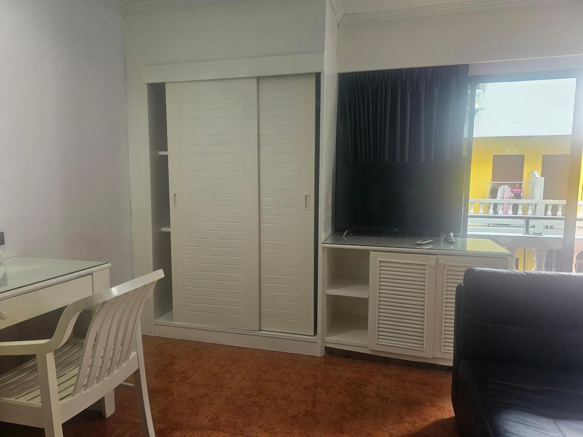 Patong Central Residence & Apartment Cameră foto
